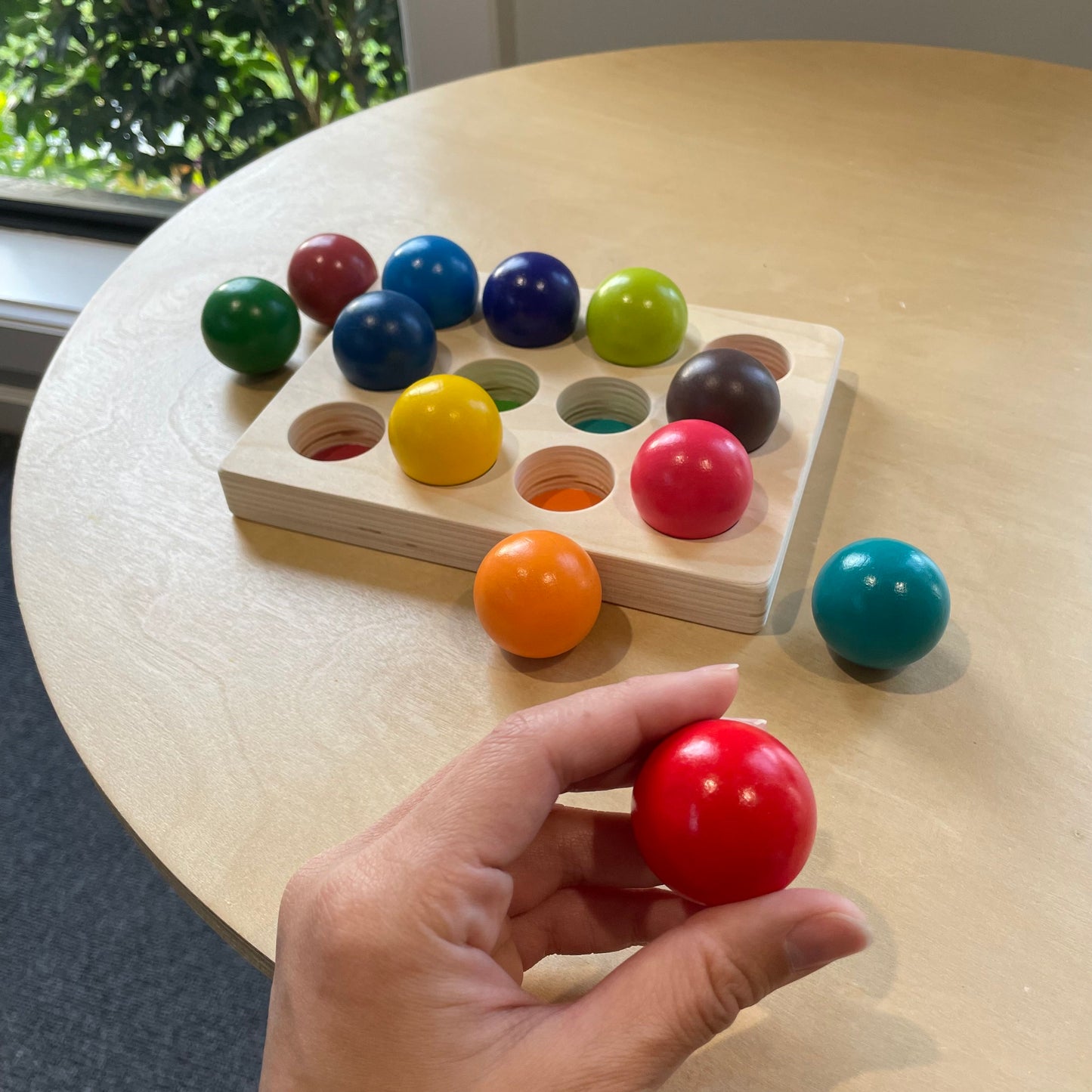 12 Rainbow Wooden Balls with Colour Sorting Tray