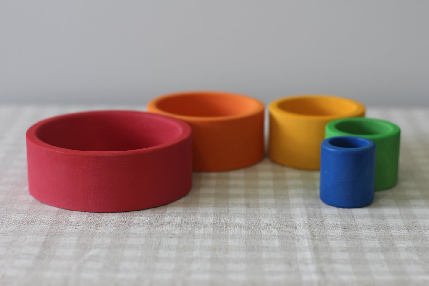 5 Nested Wooden Bowls