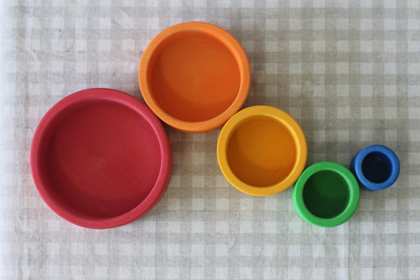 5 Nested Wooden Bowls