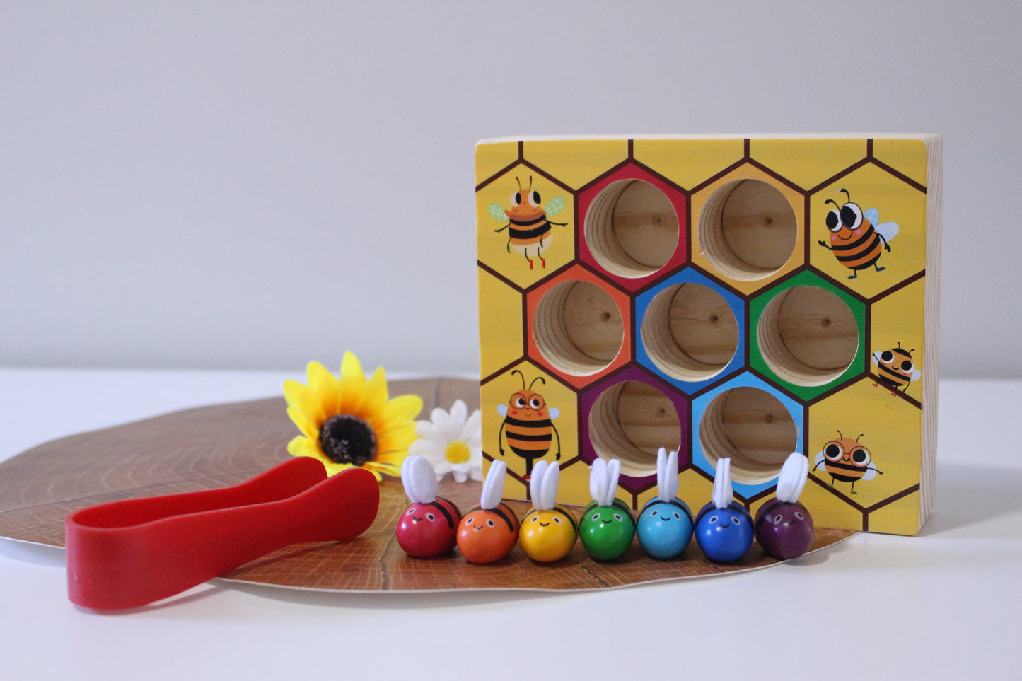 Bee Clipping Game