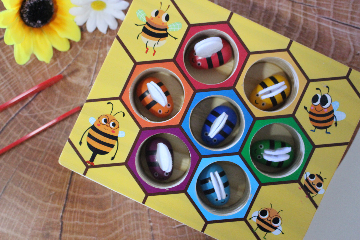Bee Clipping Game